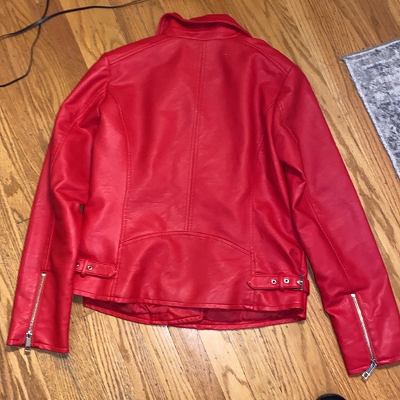 Red leather coat - Picture 3 of 5